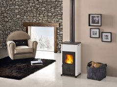 Teplovzdušné kachle na drevo Nordica Tea