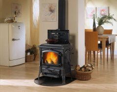 Teplovzdušné krbové kachle na drevo Isetta Evo